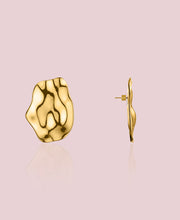 Gold studs
