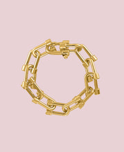 Kosi link chain bracelet in 18k gold-plated brass with chunky u-link design