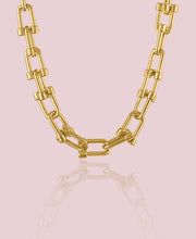 Elegant Nova Link Choker Necklace in 18k Gold Plated Brass