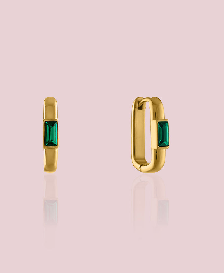 How Chic gold hoop earrings add subtle luxury to casual and formal wardrobe choices